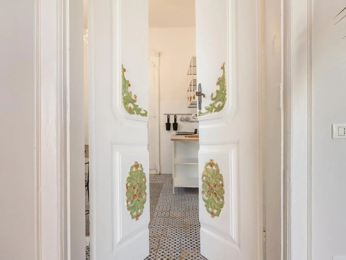 Suite Palazzo Ravenna Cagliari 0*,